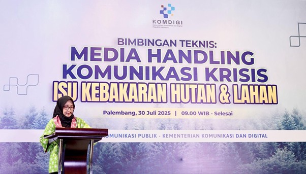 Ketua Tim Pengelolaan Komunikasi Strategis Pemerintah, Kemkomdigi membuka Bimbingan Teknis Media Handling Komunikasi Krisis Isu Kebakaran Hutan dan Lahan di Palembang (30/07)