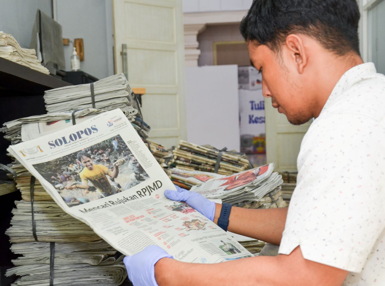 Penguatan Arsip Sejarah Pers Melalui Penambahan Koleksi Koran
