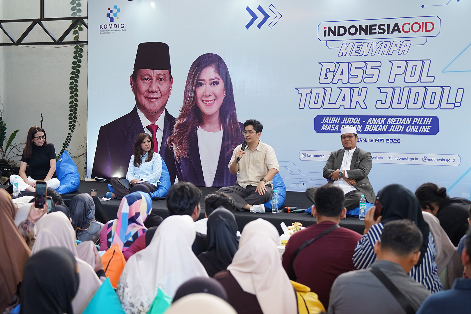 Menkomdigi Ajak Orang Tua Awasi Anak Bermedia Sosial untuk Cegah Judi Online